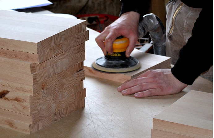 sanding